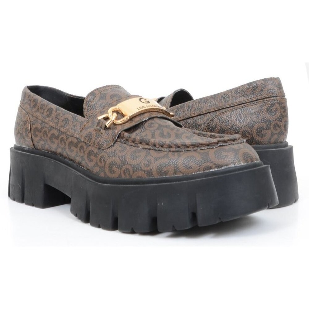 GBG Los Angeles Women 8 Lug Sole Loafers Gold Chain Preppy Academia Shoes